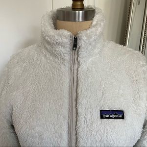 PATAGONIA white fuzzy zip up sweater s